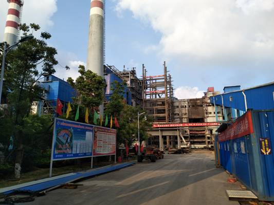 整體鋼架吊裝就位